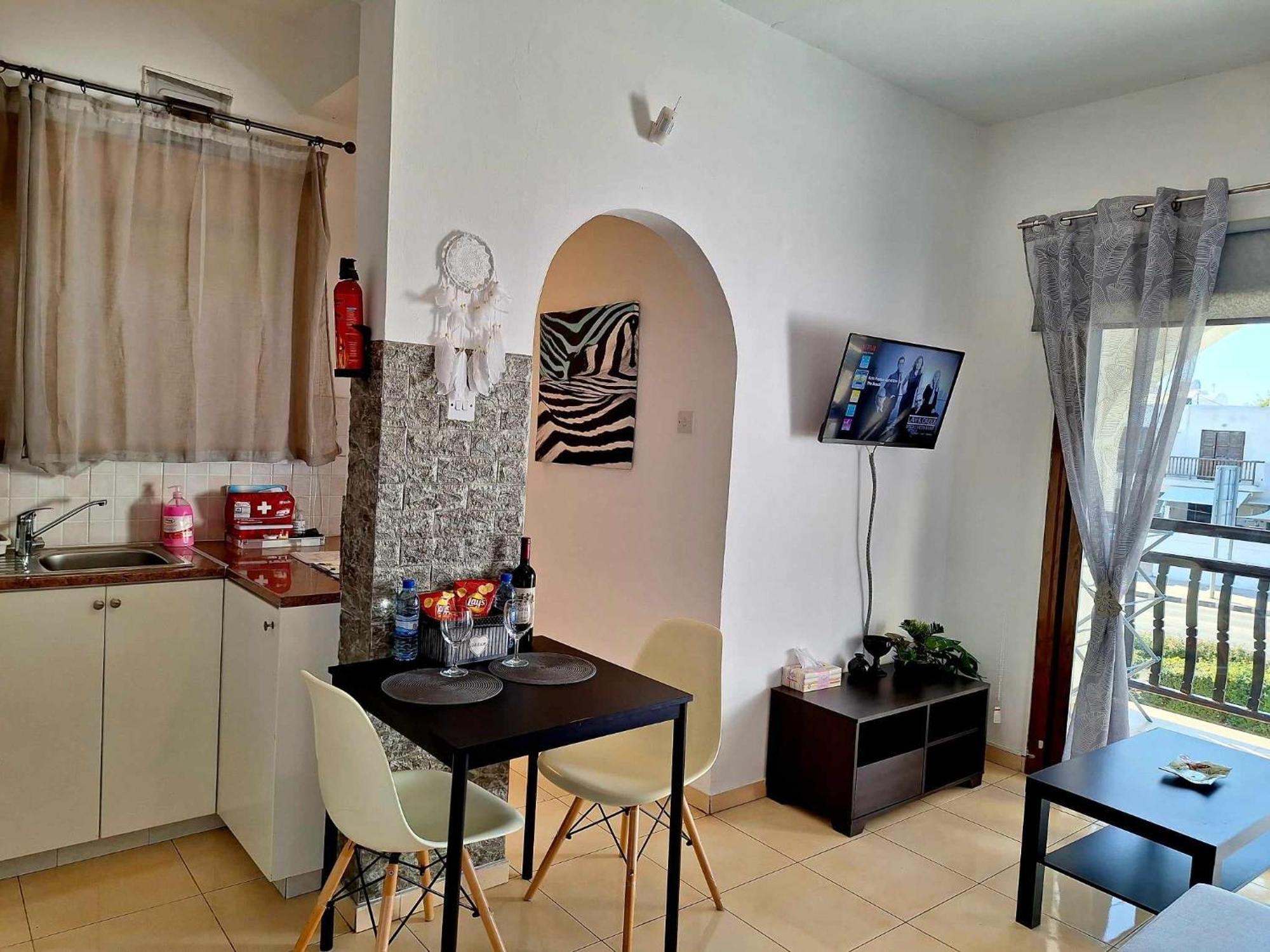 Kato Paphos Apt 400M To The Beach 外观 照片